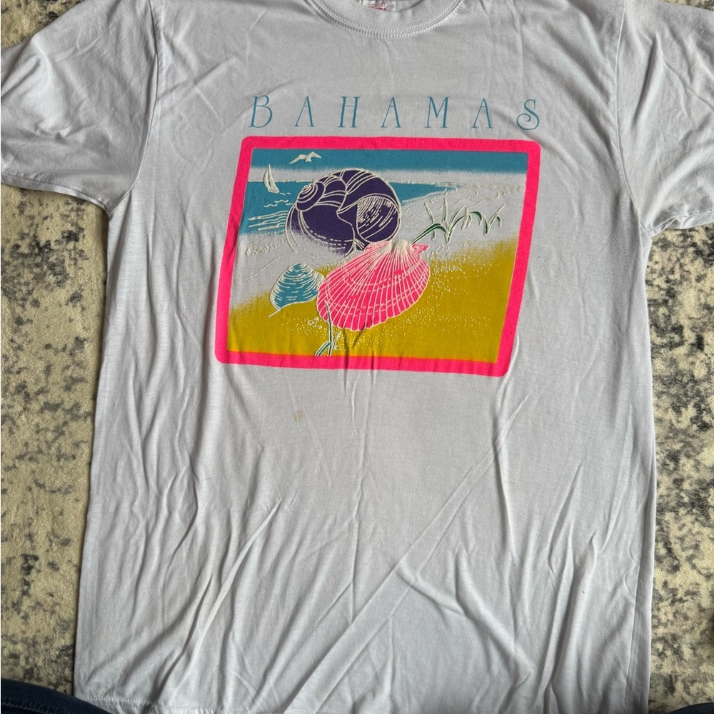 Vintage 90’s Dorsett Tee’s Souvenir Bahamas Graphic Tee - White